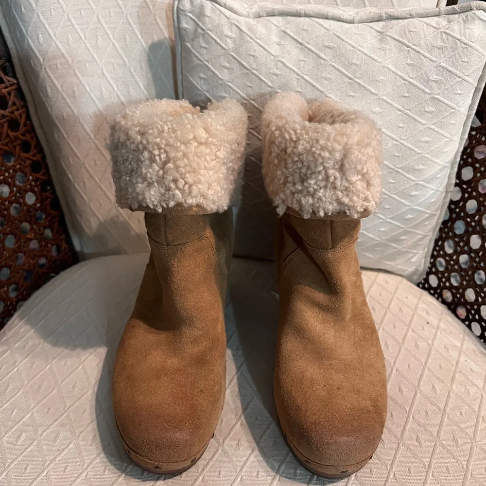 UGG Women's Brown Lynnea Shearling Mules - Picture 3 of 7